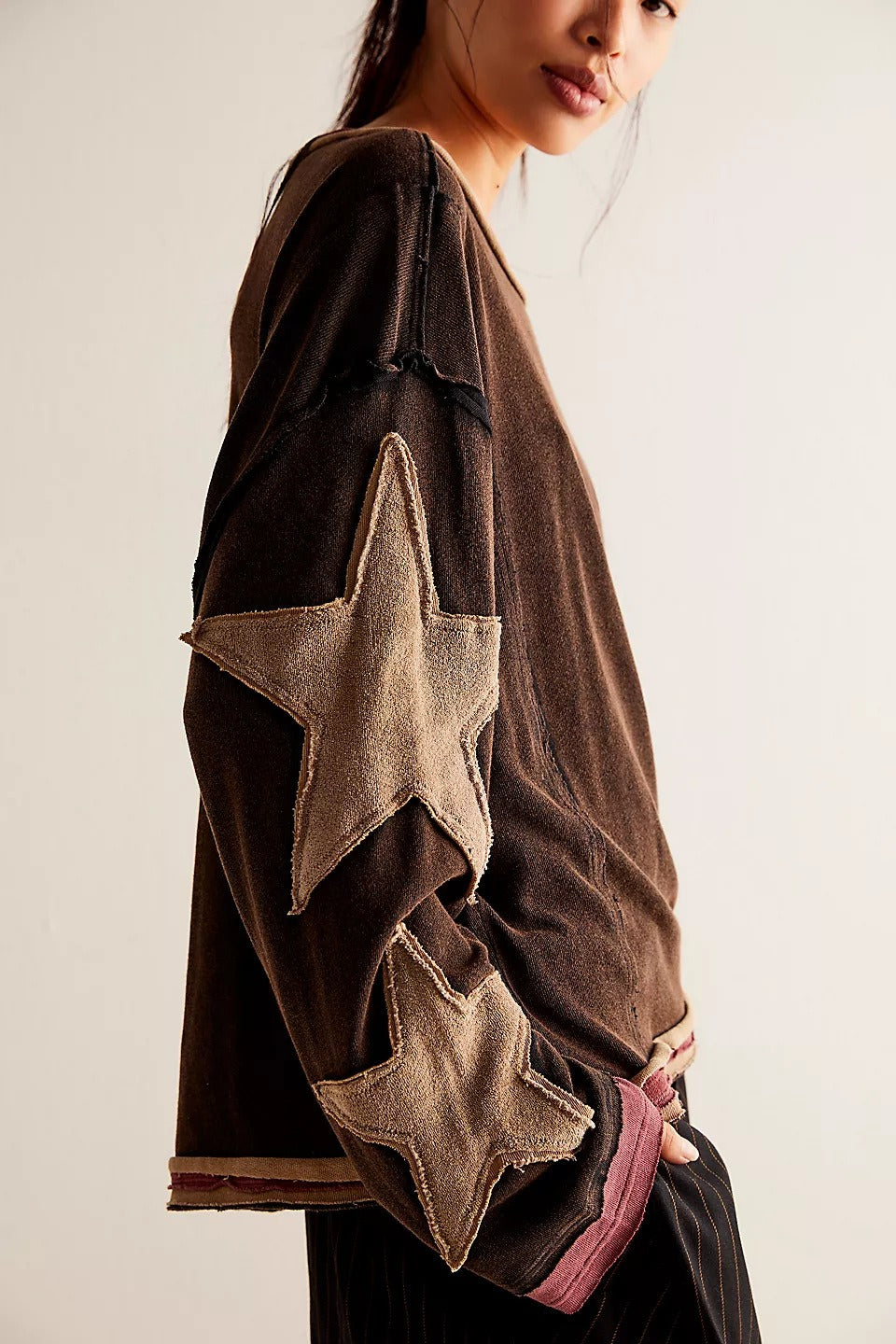 Star Sleeve Applique Crewneck Sweatshirt 10