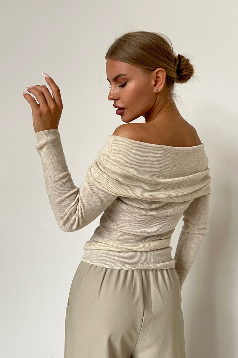 Off-Shoulder Fitted Crew Neck Knit Sweater 5