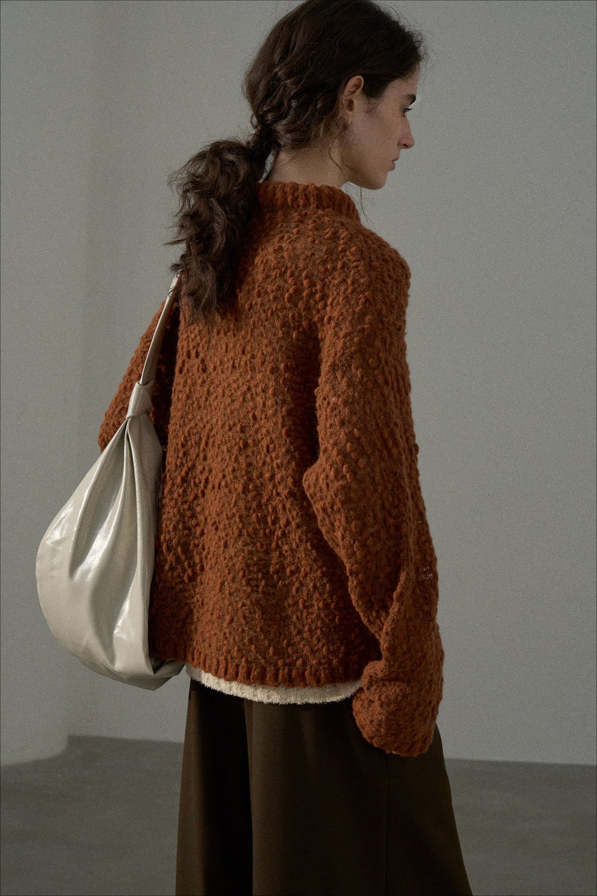 Textured Breathable Bean Yarn Knit Sweater 3