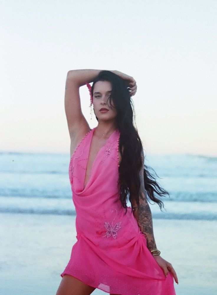 Sexy Halter Pink Chiffon Beaded Short 16th Birthday Outfits Formal Graduation Homecoming Dress D023