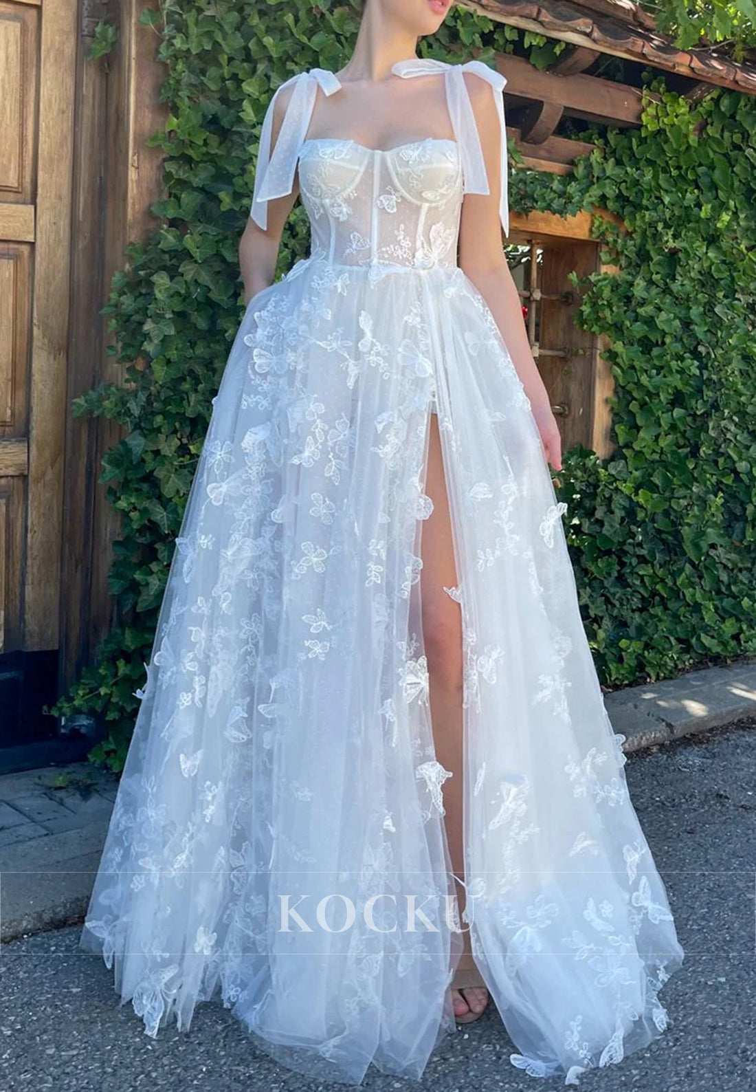 Appliques Lace Spaghetti Straps Sleeveless Prom Dresses with High Split