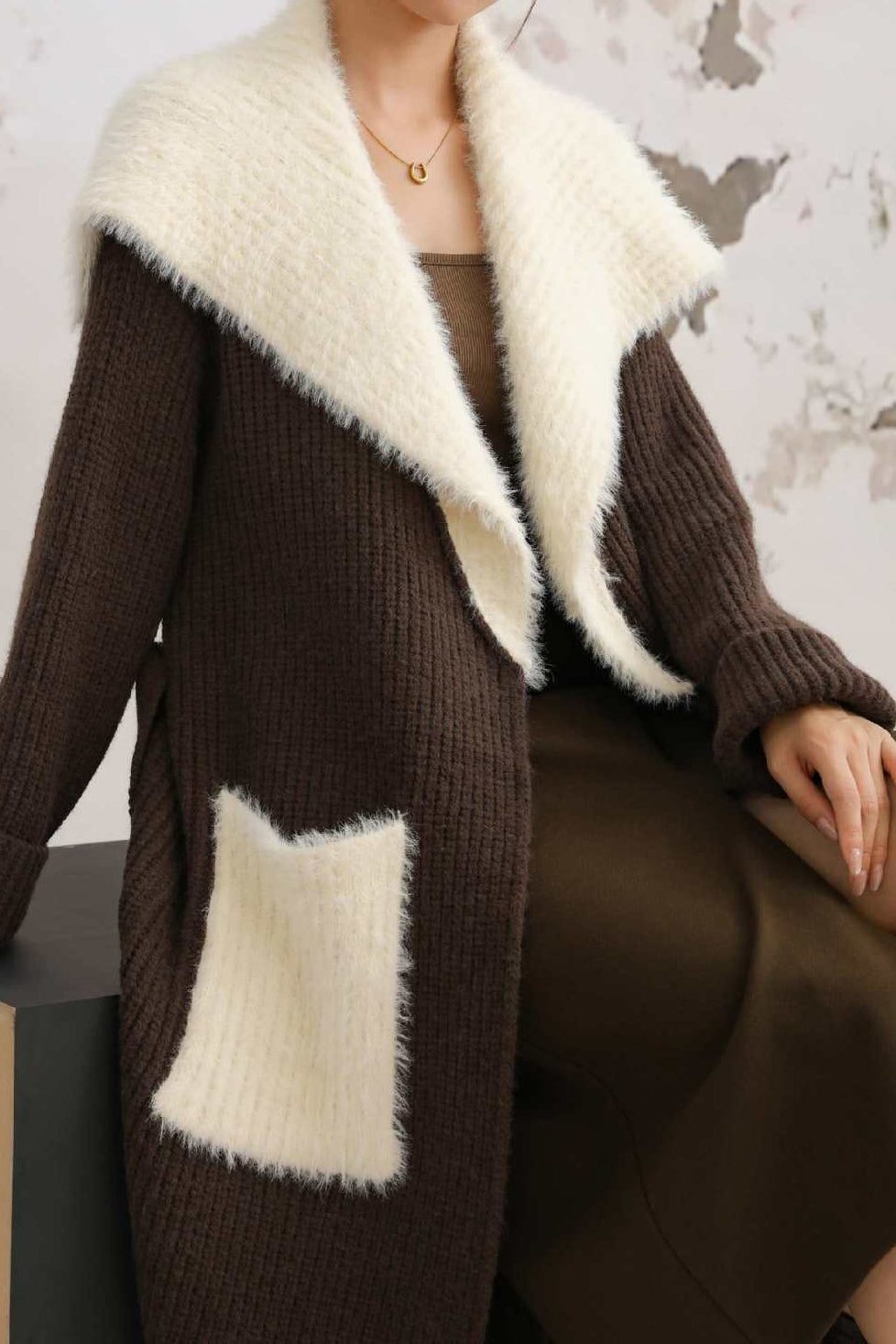 Chic PrincessAce Faux Fur Collar Loose Knit Overcoat
