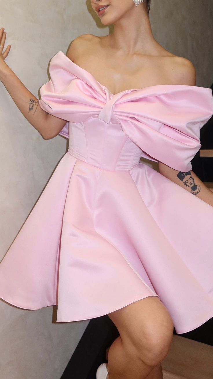 Cute Pink Bow Off The Shoulder A Line Satin Short 20th Birthday Outfits Formal Homecoming Dress D582