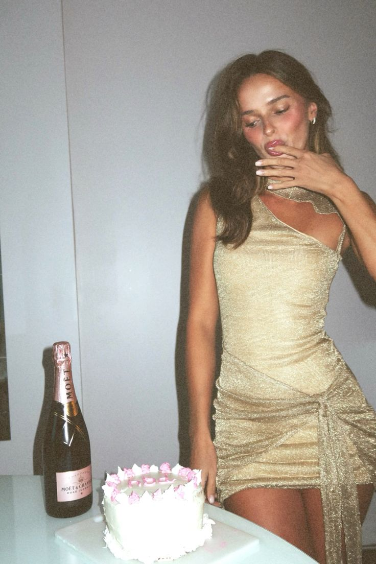 Sexy Sheath Pleated Short Cocktail Dress Formal 8th Grade Homecoming Dress D069