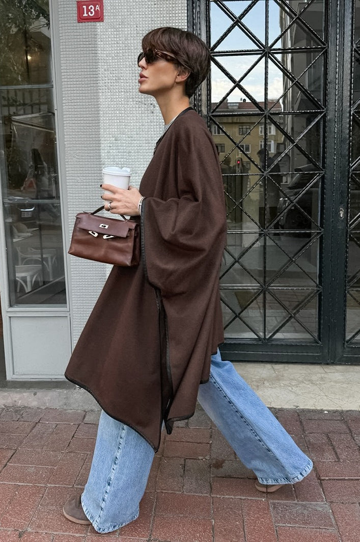 Elegant Vintage Batwing Sleeve Coat for Timeless Style
