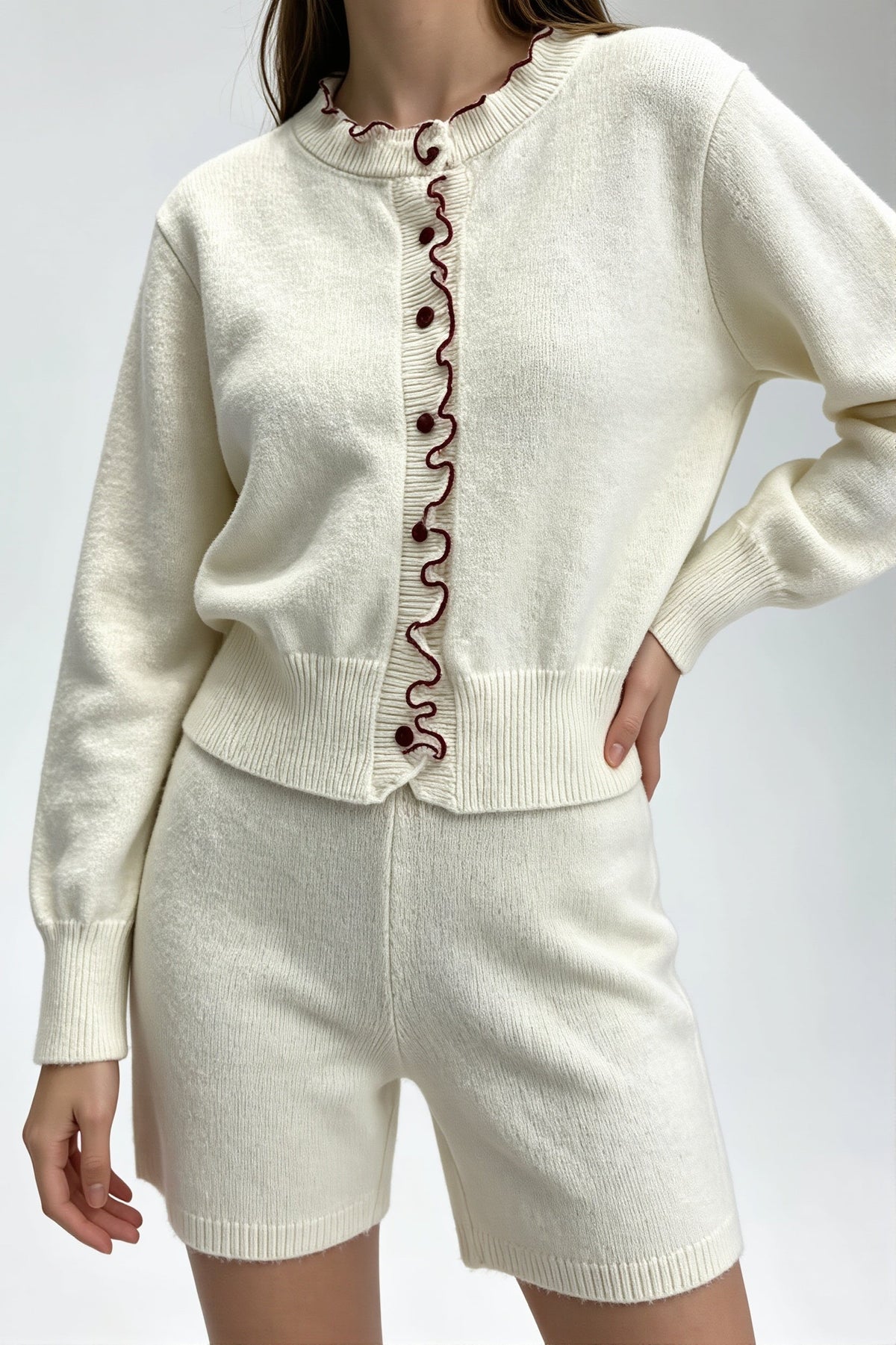 Wavy Trim Ruffle Button Cardigan 2