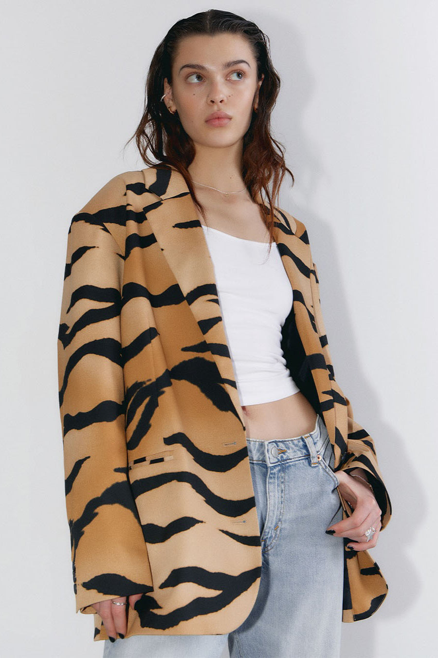 Sophisticated Buttoned Tiger Print Coat for Chic Style