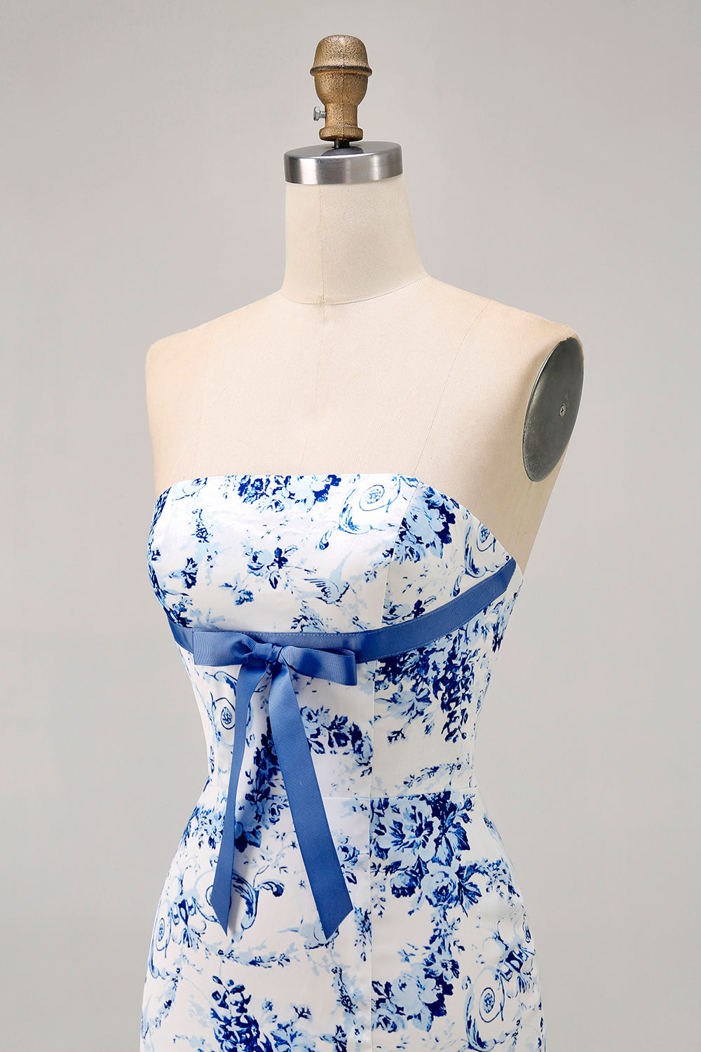 White Blue Flower Tight Strapless Short Homecoming Dress with Bow