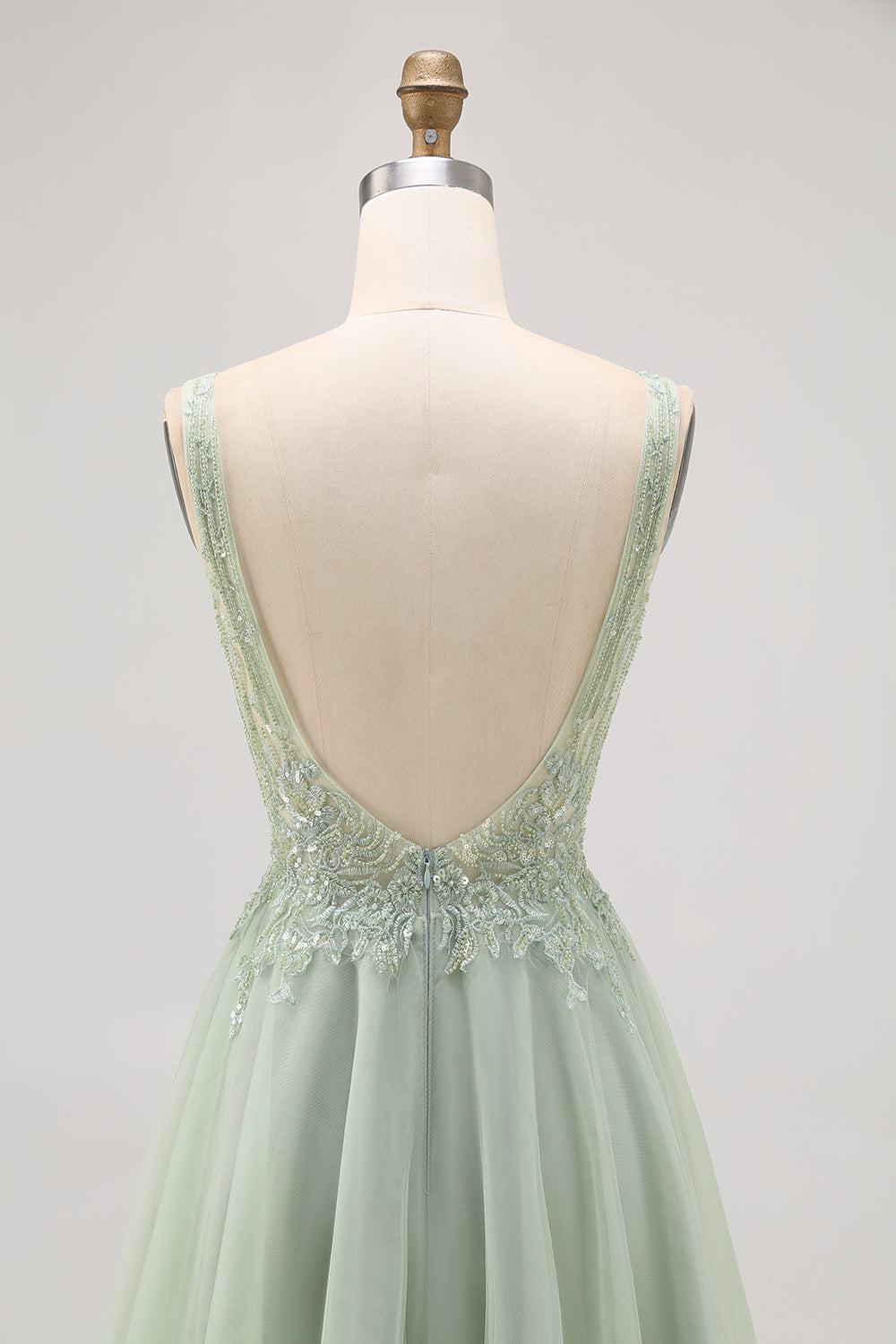 Sparkly Green Tulle V-Neck Beaded Short Homecoming Dress