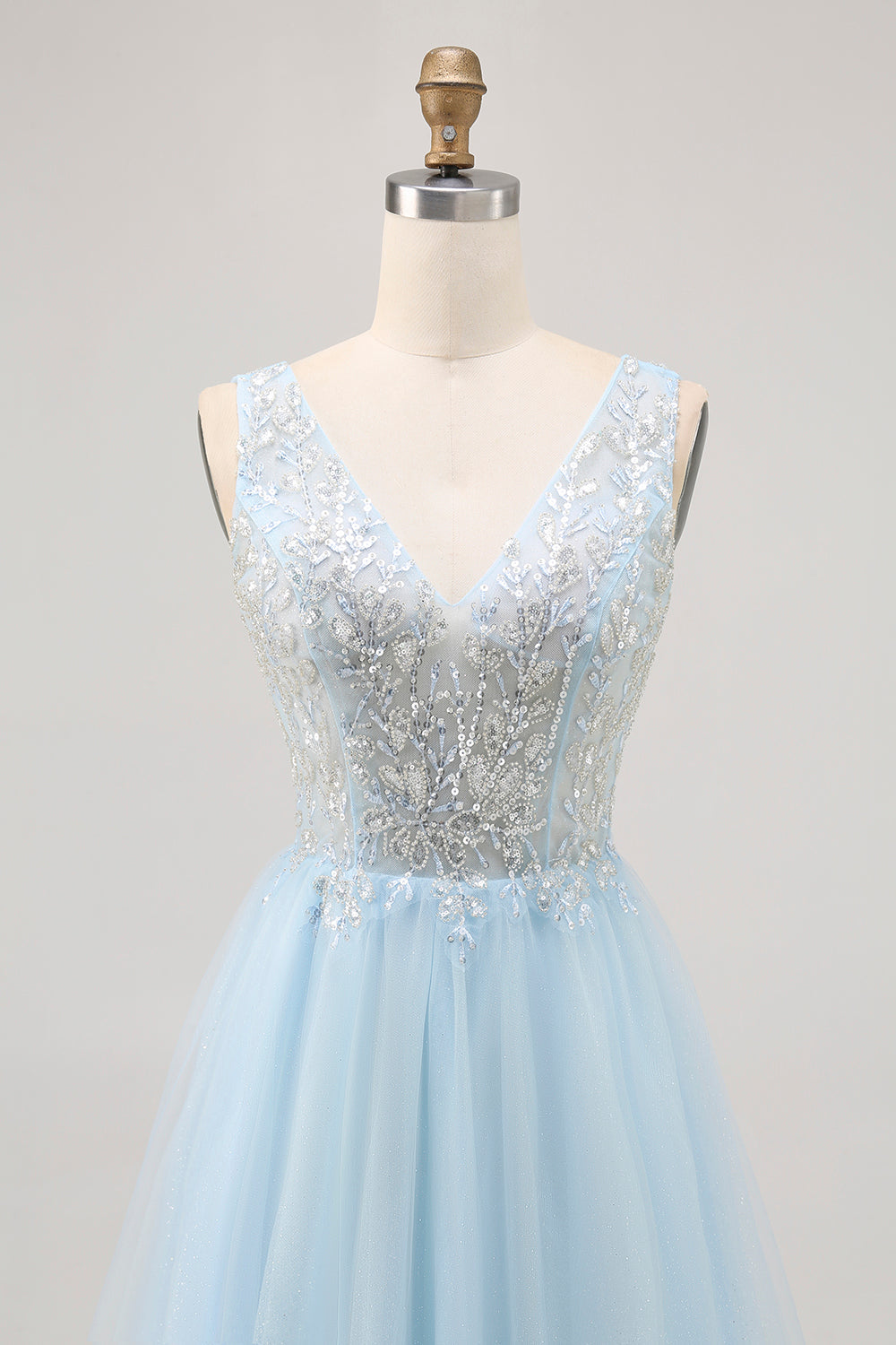Sparkly Blue Beaded V-Neck Short Tulle Homecoming Dress