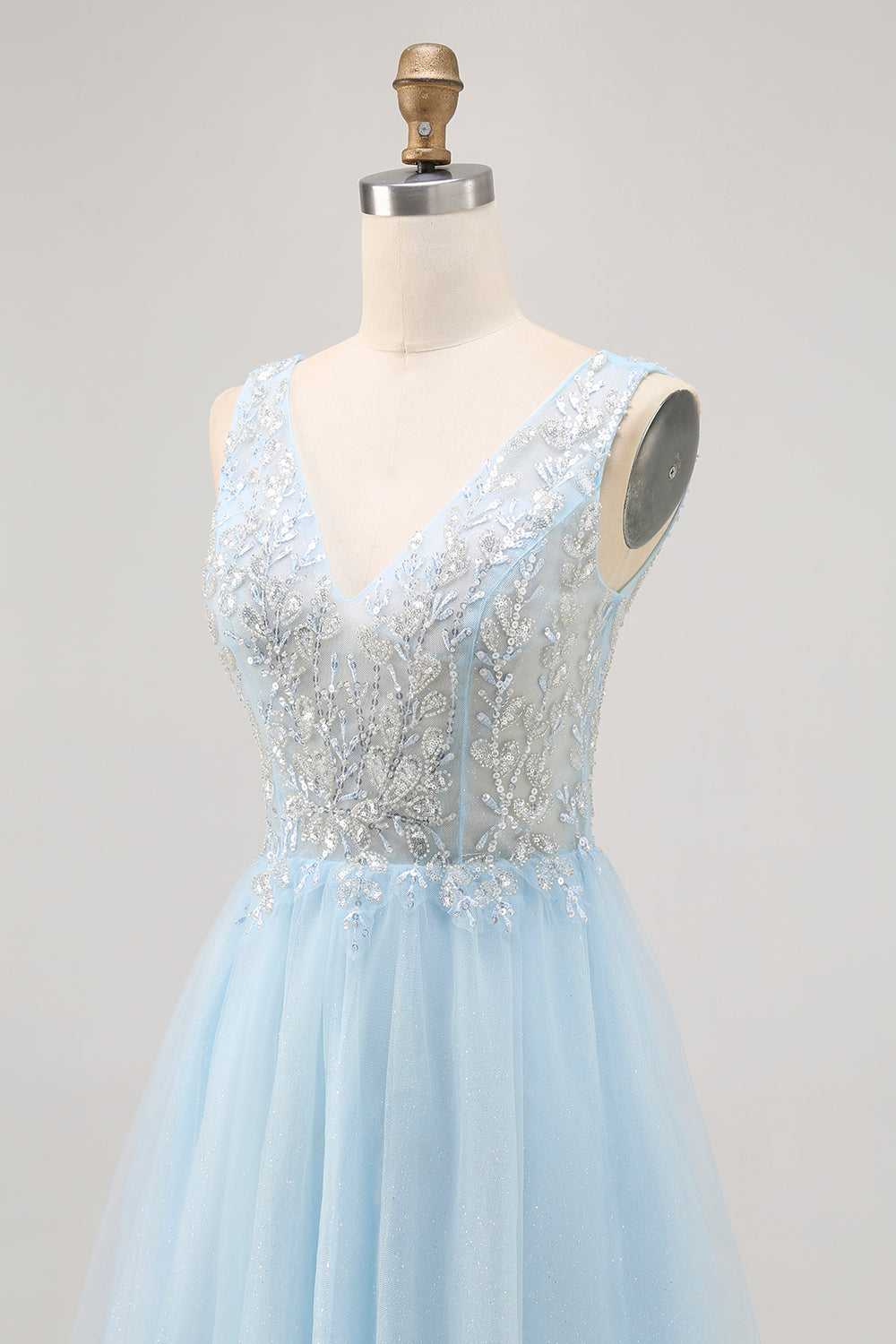 Sparkly Blue Beaded V-Neck Short Tulle Homecoming Dress