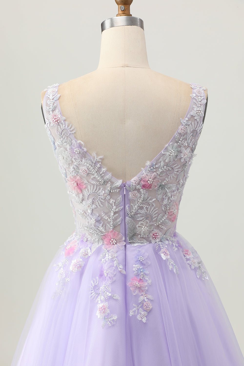 Sparkly Lilac V-Neck Floral Tulle Short Homecoming Dress with Beading