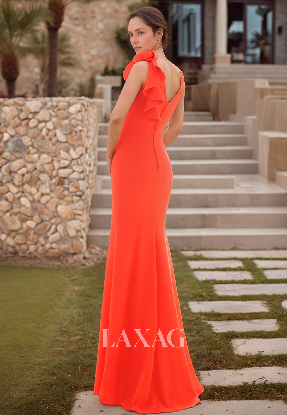 Scoop-Neck Sleeveless Floor-Length Mermaid Mother of the Bride Dress Pleated High Slit Satin Cocktail Gowns