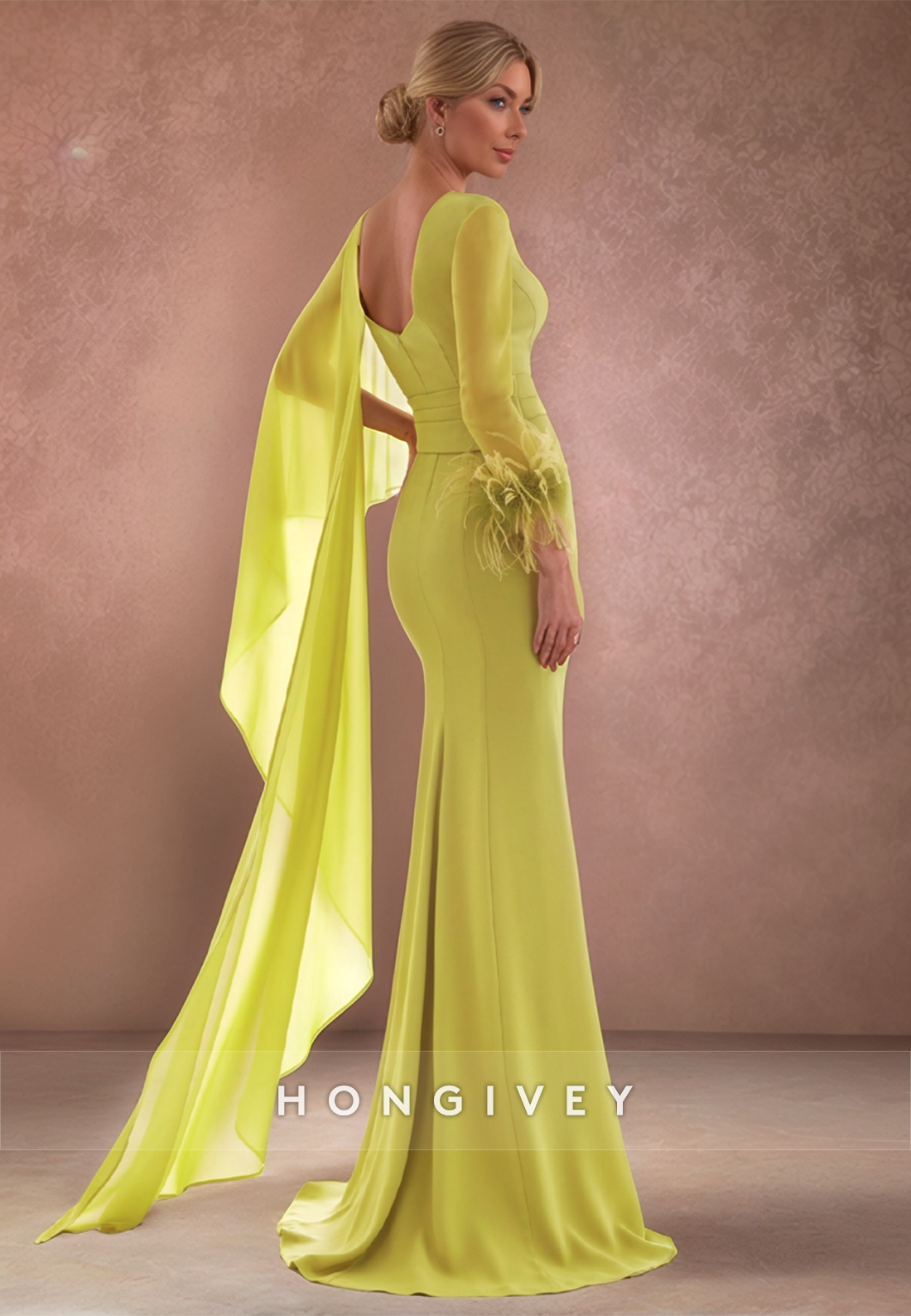 Sexy V Neck Feathers Long Sleeves Mermaid Mother of the Bride Dress