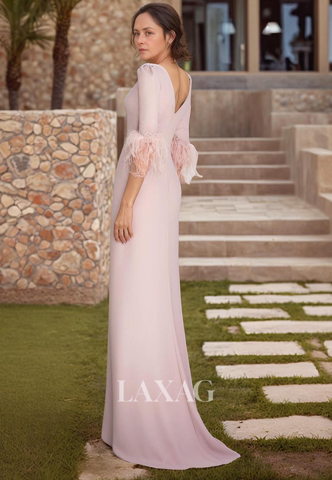 Feathered Half-Sleeves Pleated Cocktail Dress Scoop-Neck Floor-Length Fitted Mother of the Bride Gowns