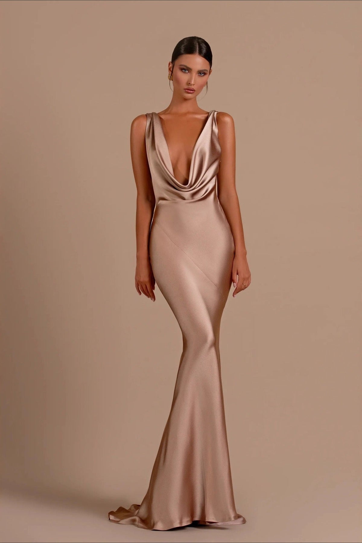 Sleeveless V-Neck Backless Slim Formal Dress