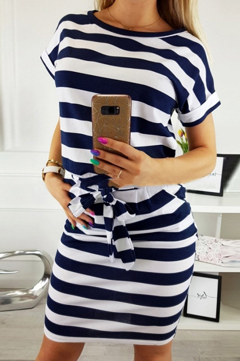 Florcoo O Neck Midi Dress With Belt