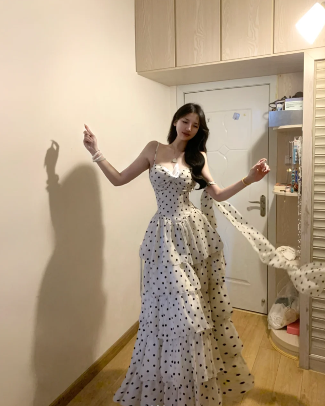 Cute Spaghetti Straps White Chiffon Dot Layered A Line Long Prom Gown Formal Birthday Party Dress D847