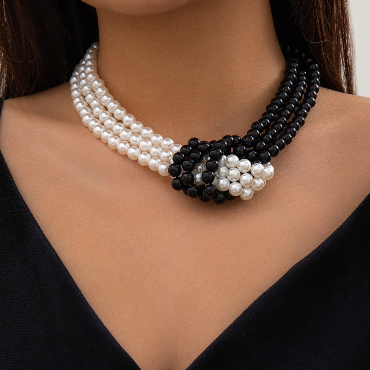 Color Block Pearl Necklace - Fashionpara