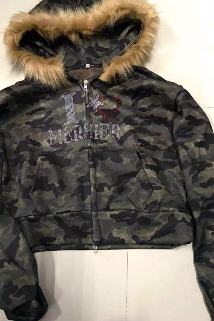 Camo Faux Fur Zip Short Hoodie - Fashionpara