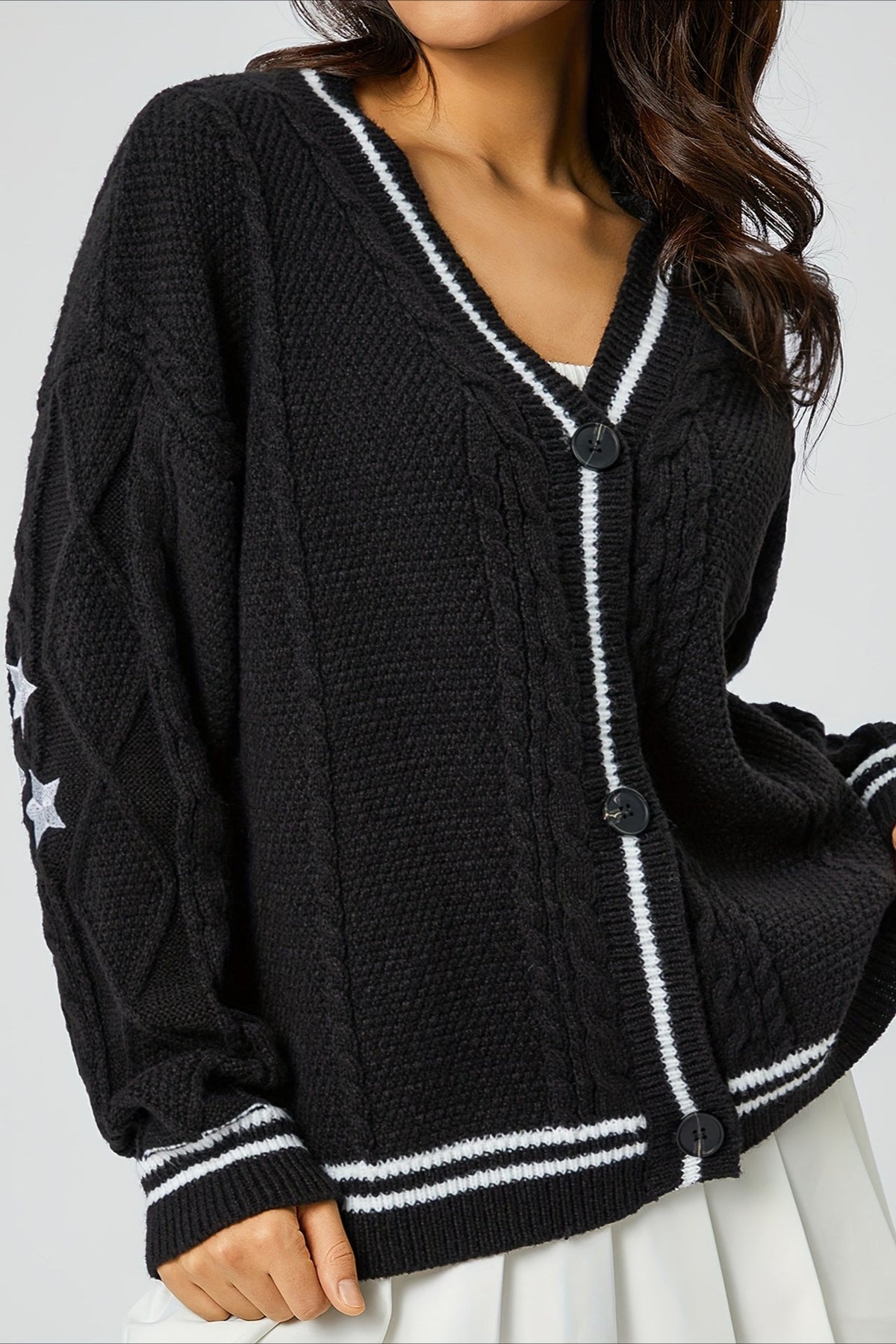 V Neck Star Motif Cable Knit Cardigan 4