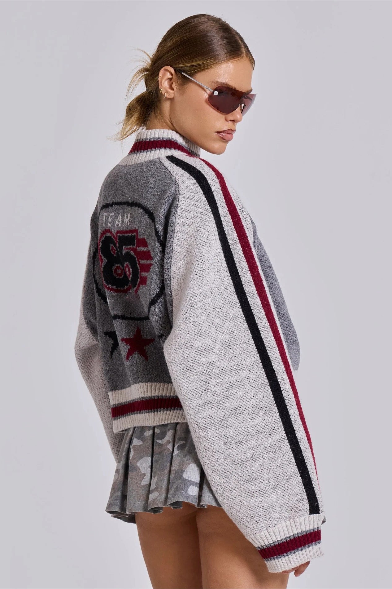 Sophisticated Vintage Letter Knit Cardigan for Timeless Style