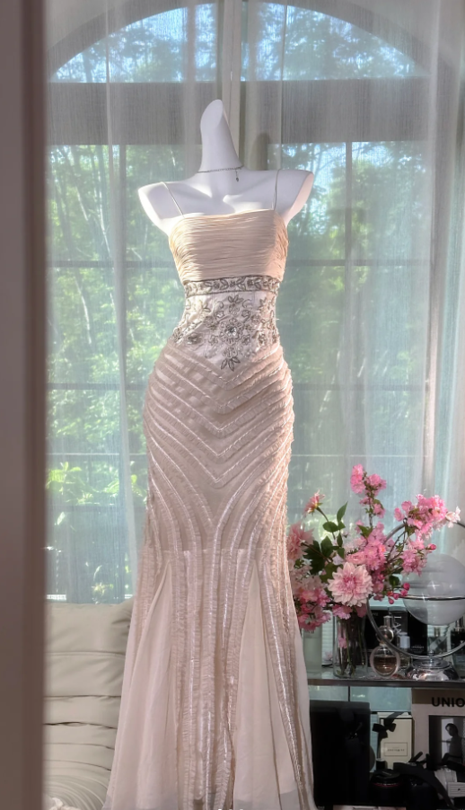 Classy Spaghetti Straps Chiffon Beaded Mermaid Evening Dress Long Party Gown D920