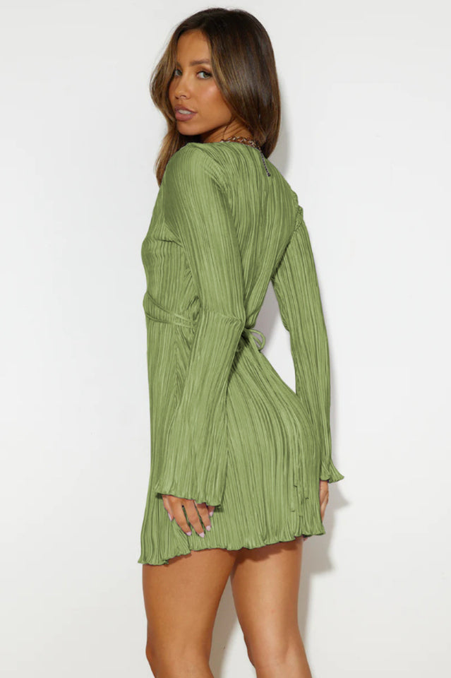Plissé V-Neck Bell Sleeve Keyhole Mini Dress 37