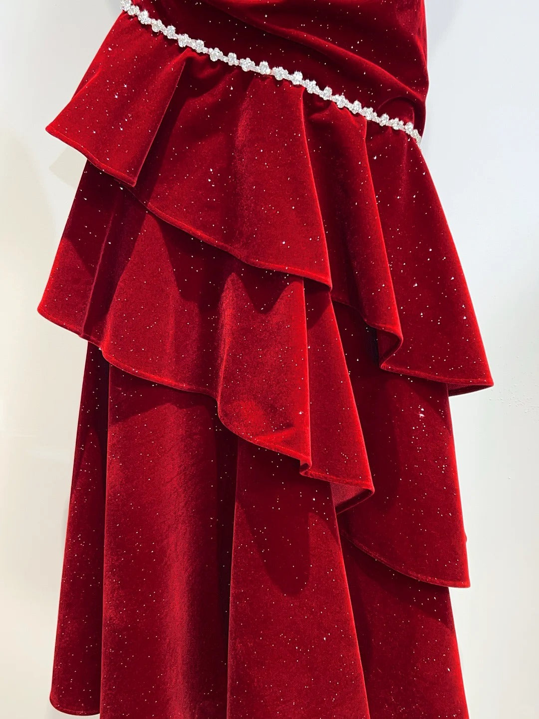 Vintage Burgundy Mermaid Spaghetti Strap Ruffle Velvet Prom Dress Evening Dress P4067