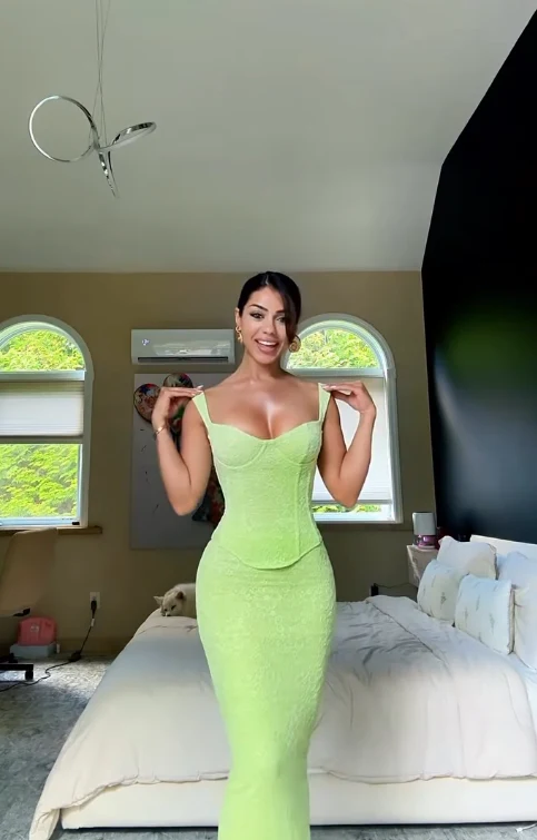 Stunning Two Piece Sheath Straps Green Lace Prom Dress Evening Dress - Fashionpara