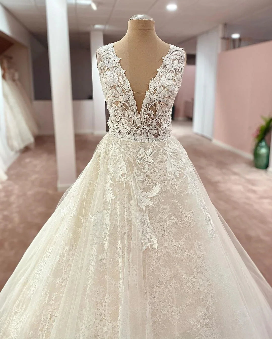 Modest Deep V-neck Wide Straps A-Line Floor-length Wedding Dress With Appliques Lace Tulle