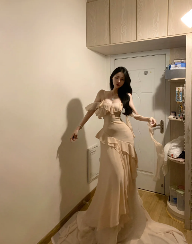 Classy Spaghetti Straps Apricot Chiffon Ruffles Mermaid Evening Dress Long Prom Gown D840