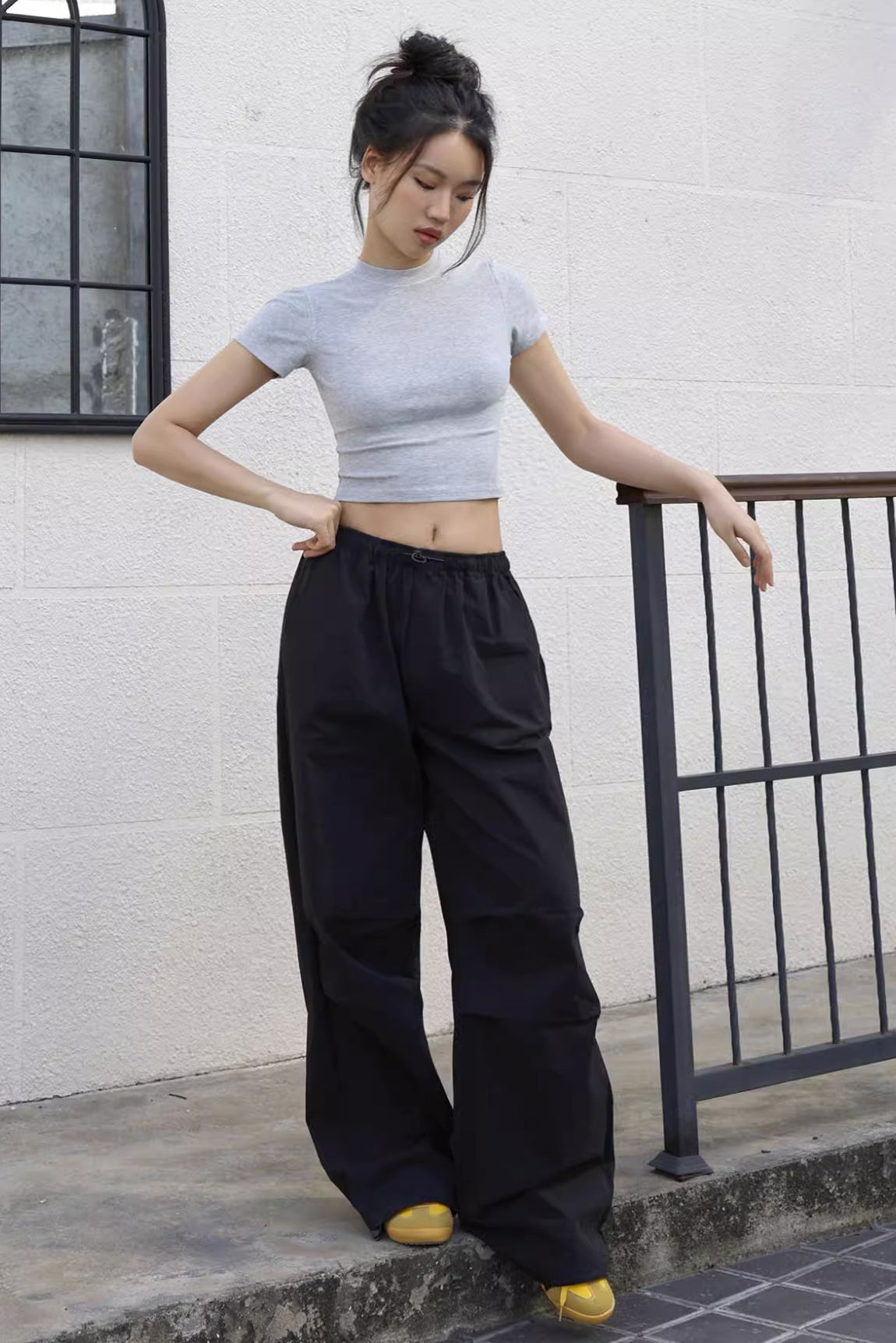 Retro Loose Lace Up Pleated Casual Pants