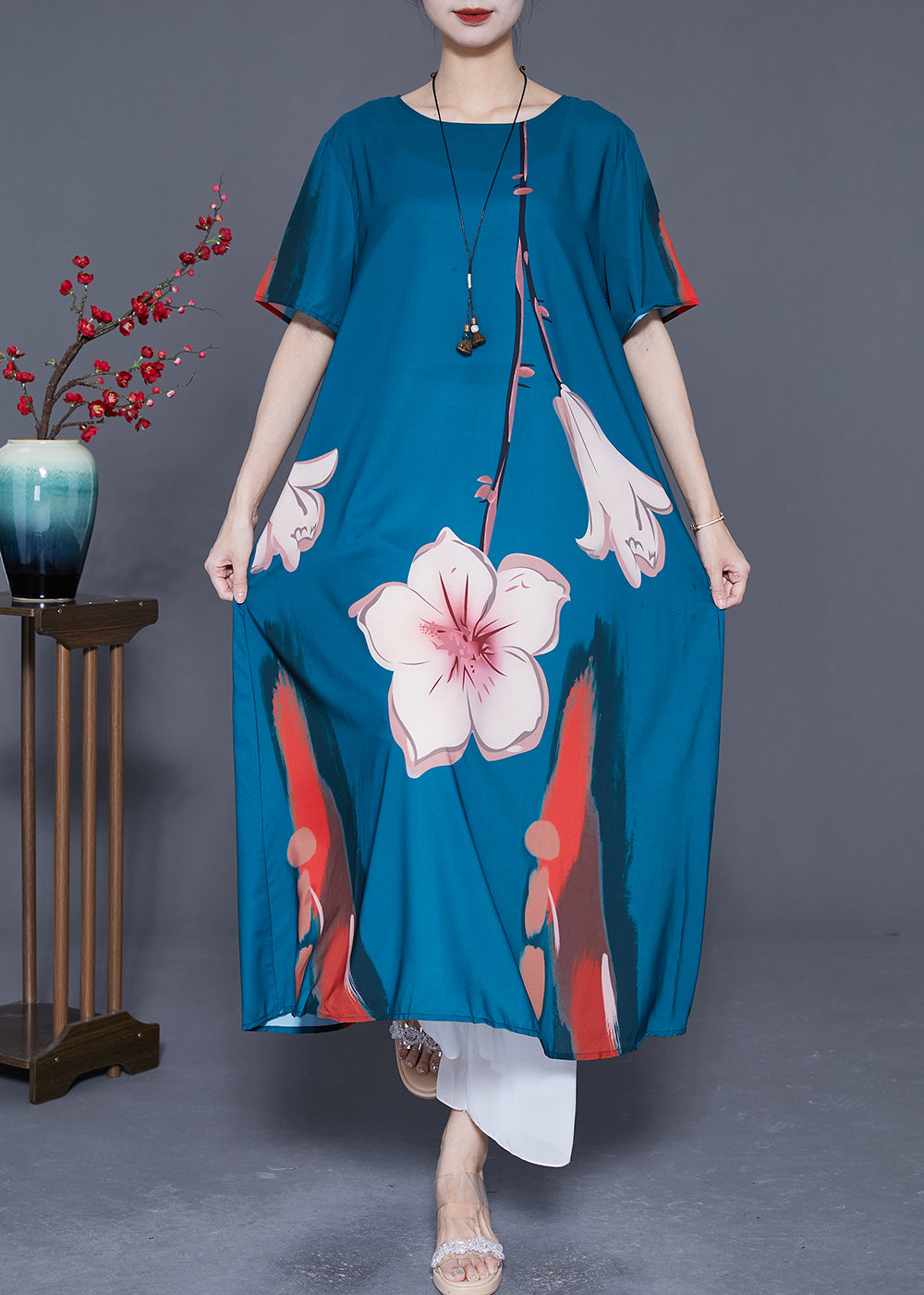 Large Floral Placement Print Short Sleeve Round Neck Maxi Dress
