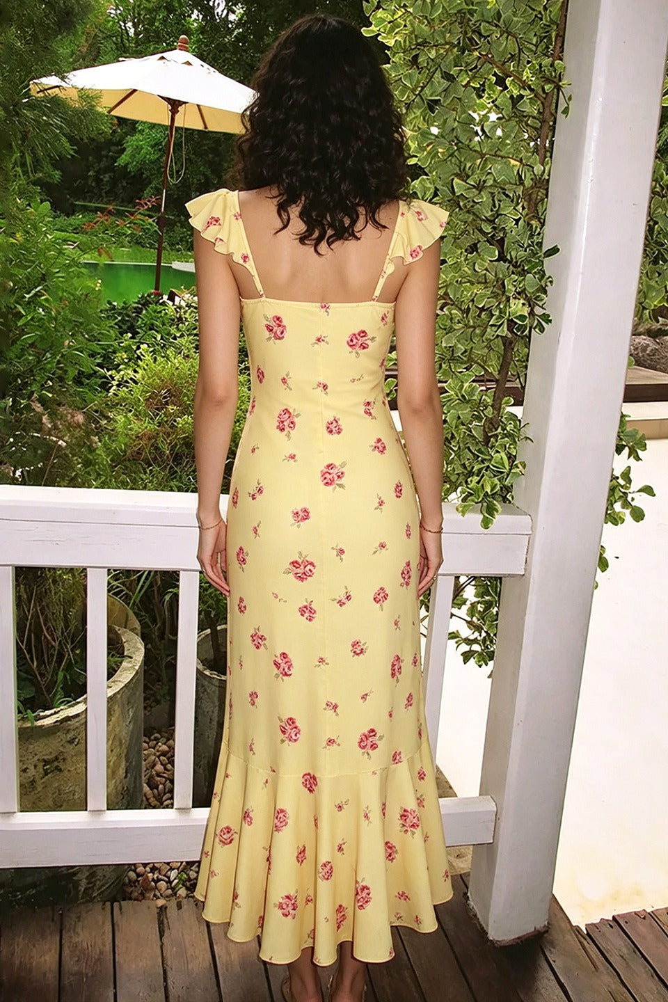 Floral Print Flutter-Sleeve Fishtail Maxi Dress