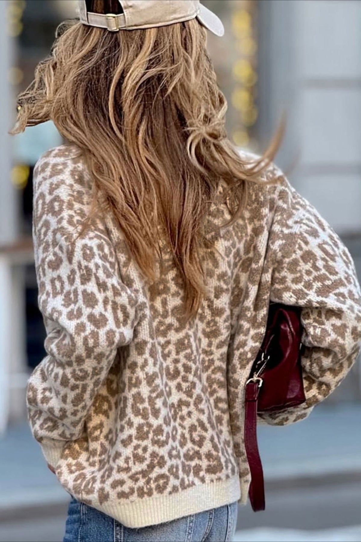 Sophisticated Leopard Print Crew Neck Cardigan for Elegance