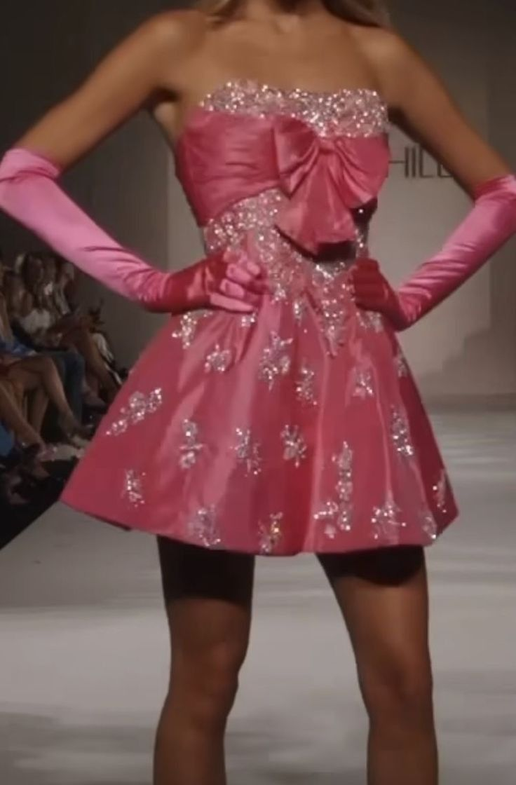 Stylish Pink Sequin Beaded Mini Birthday Outfits Formal Homecoming Dress With Gloves S422