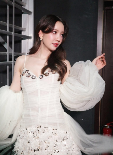 Charming Spaghetti Straps Tulle Sequin Sheath Short Wedding Dress Formal Bridal Dress D581