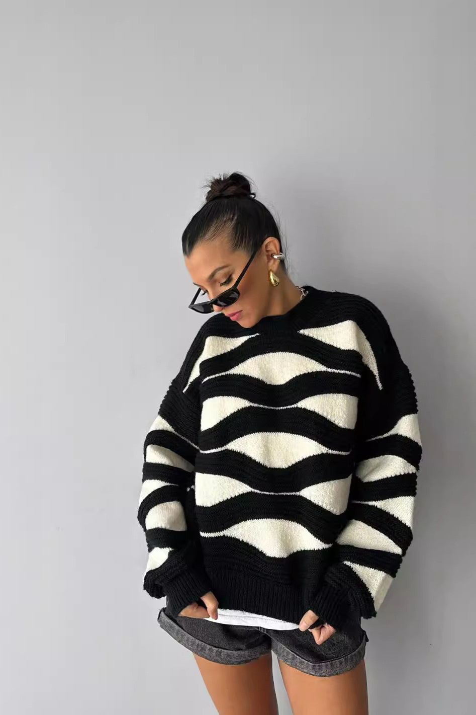 PrincessAce Black and White Striped Loose Knit Sweater