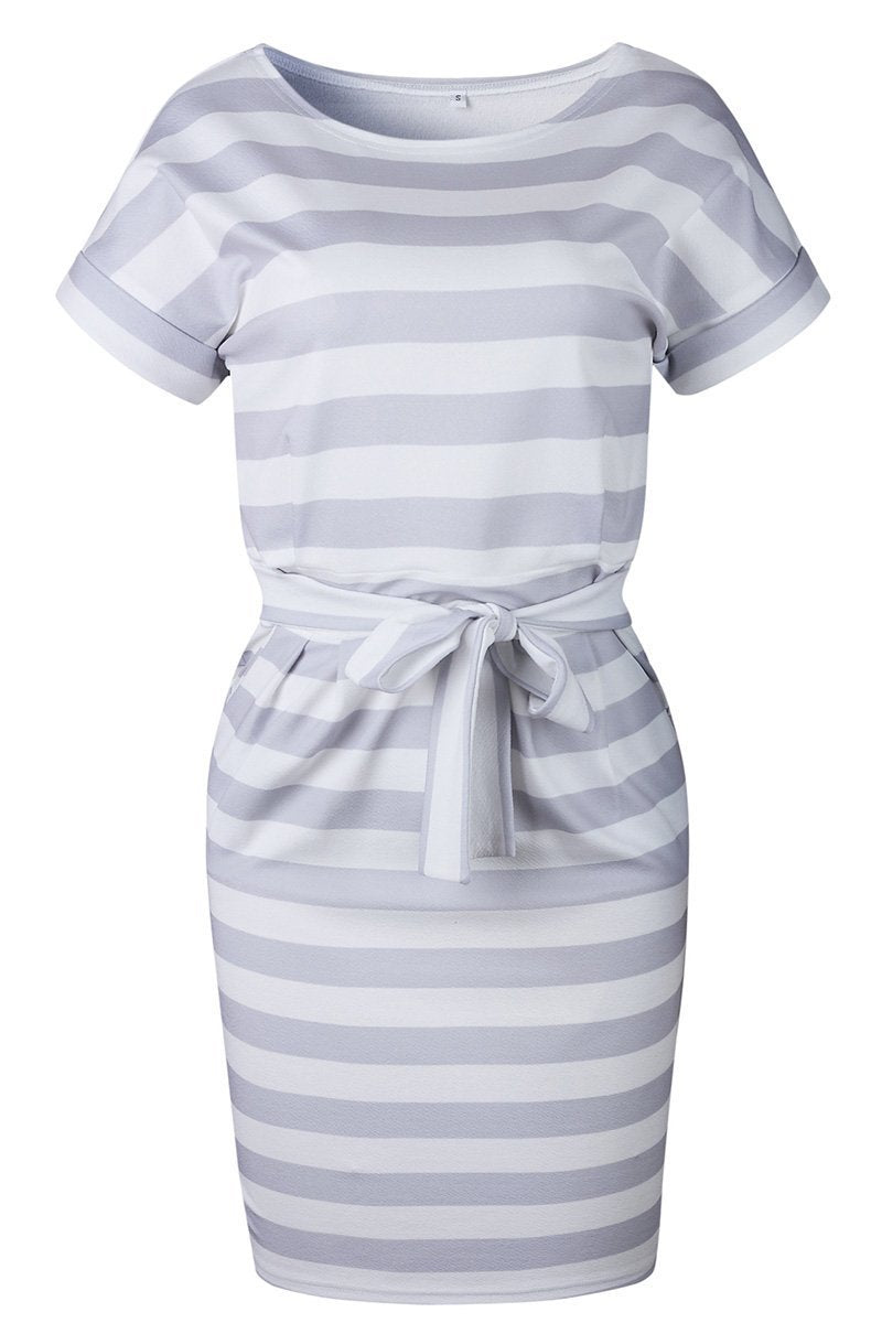 Florcoo O Neck Midi Dress With Belt