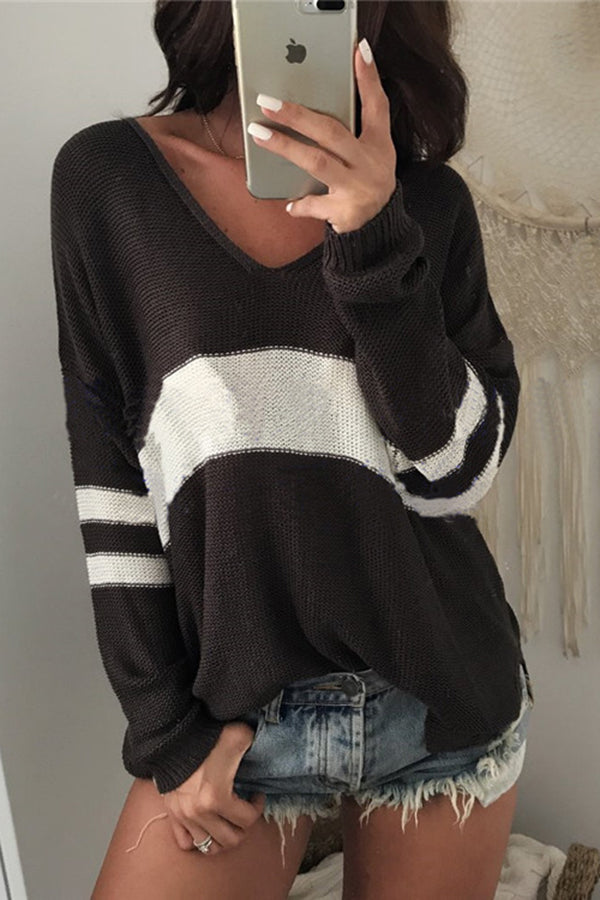 Chic V-neck Patchwork Knitted Sweater for Effortless Style