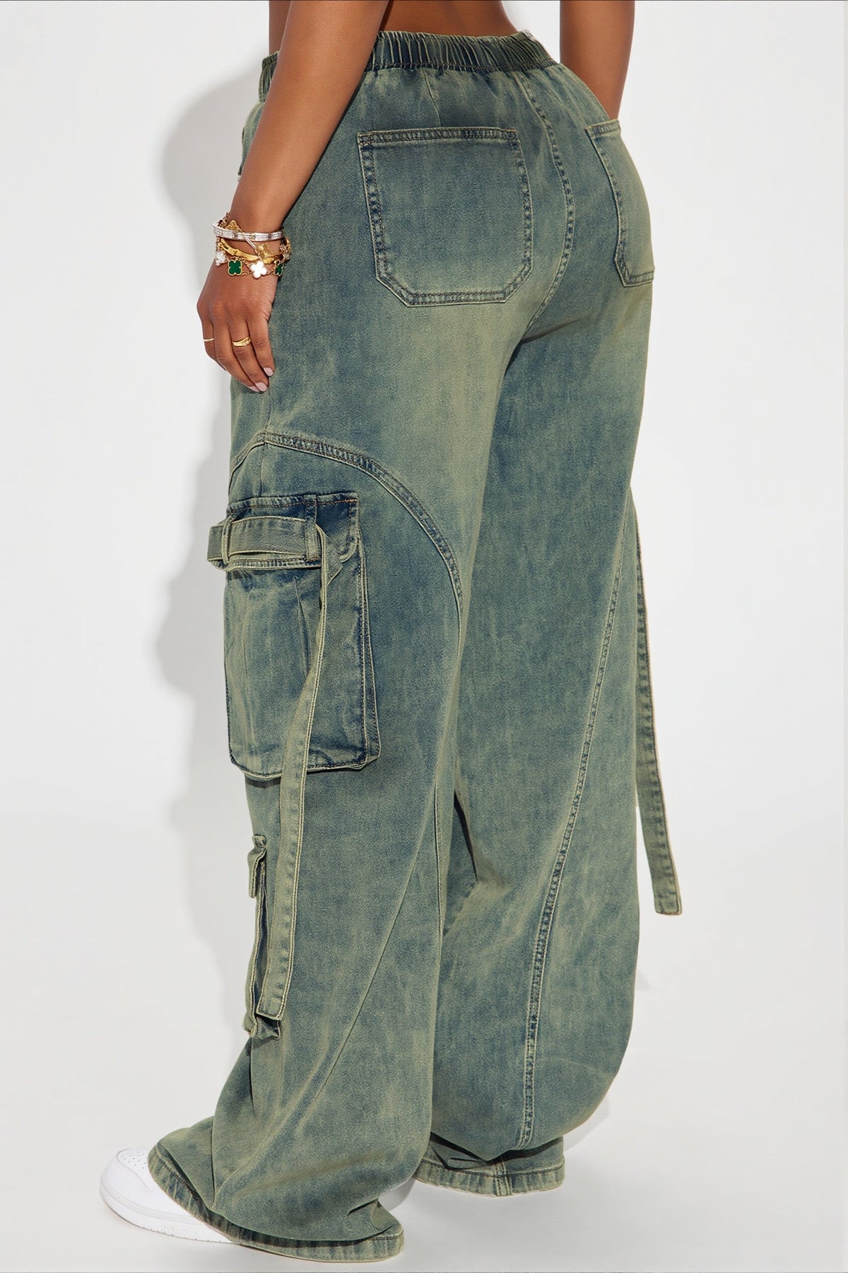 Retro Multi Pocket Cargo Jeans