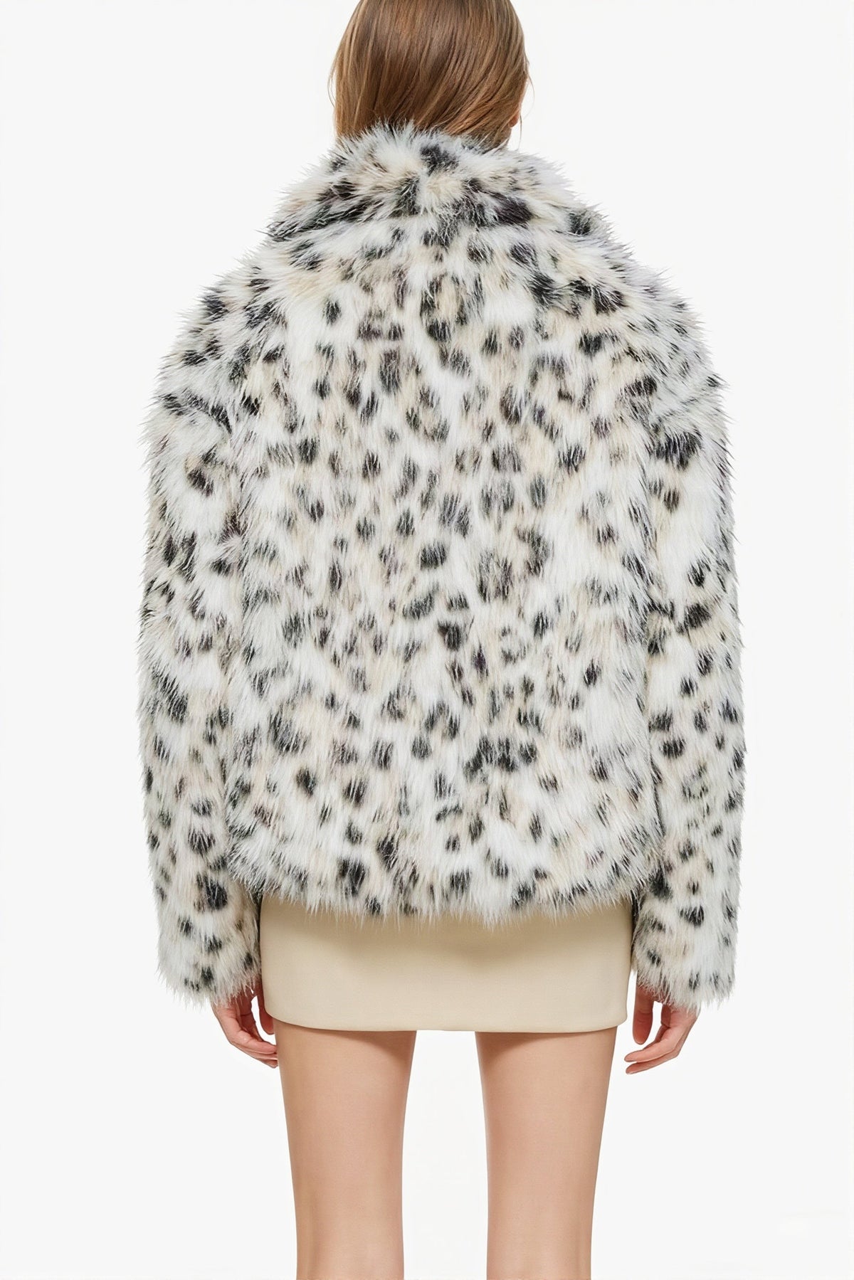 Spotted Wide Collar Faux Fur Coat