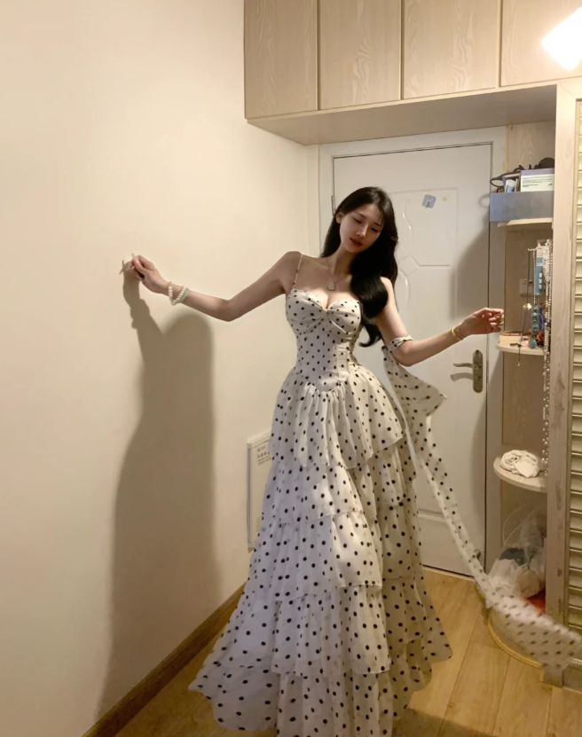 Cute Spaghetti Straps White Chiffon Dot Layered A Line Long Prom Gown Formal Birthday Party Dress D847