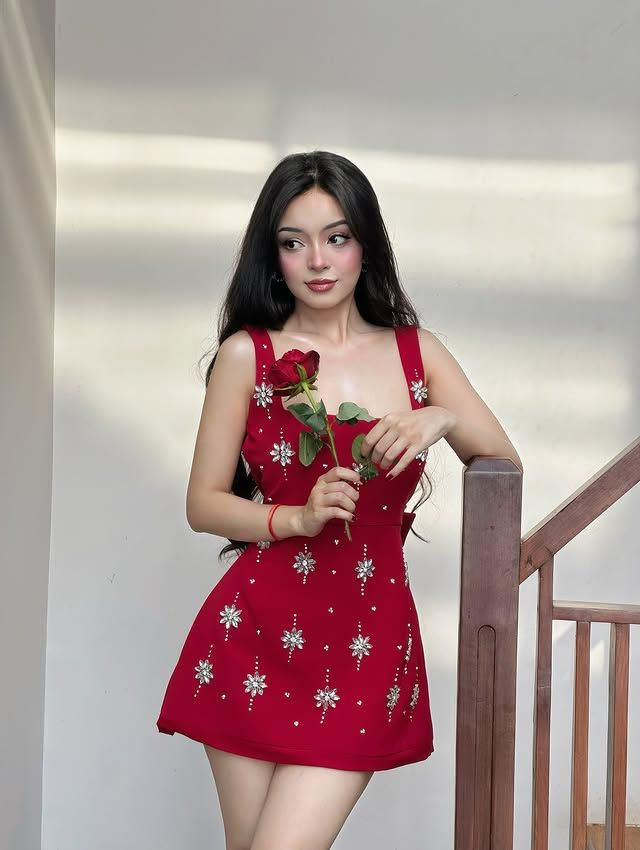 Fashion Square Neck Red Satin Beaded Short Party Dress Formal Graduation Homecoming Dress D411