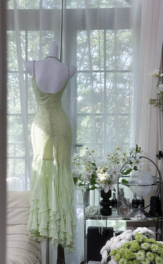 Pretty Spaghetti Straps Light Green Chiffon Beaded Ruffles Mermaid Evening Dress Long Party Dress D1555