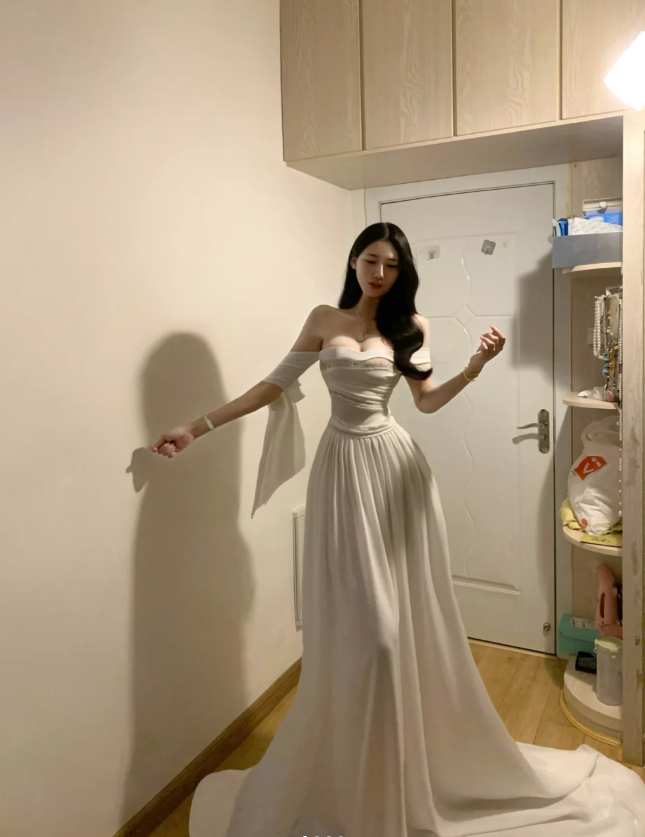 Glamorous Off The Shoulder White Chiffon Long Party Dress Wedding Guest Dress D851