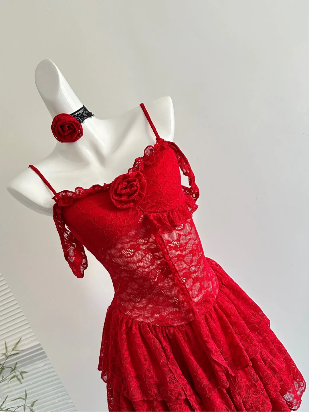 Stylish Red Lace Layered Homecoming Dress Spaghetti Strap Cocktail Dress Party Dress S322