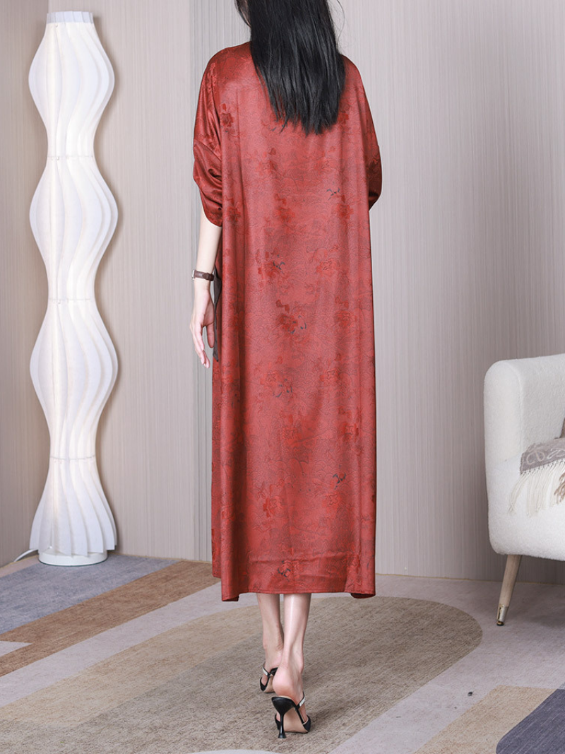 Jacquard Round Neck Button-Trim Patch-Pocket Midi Dress 5