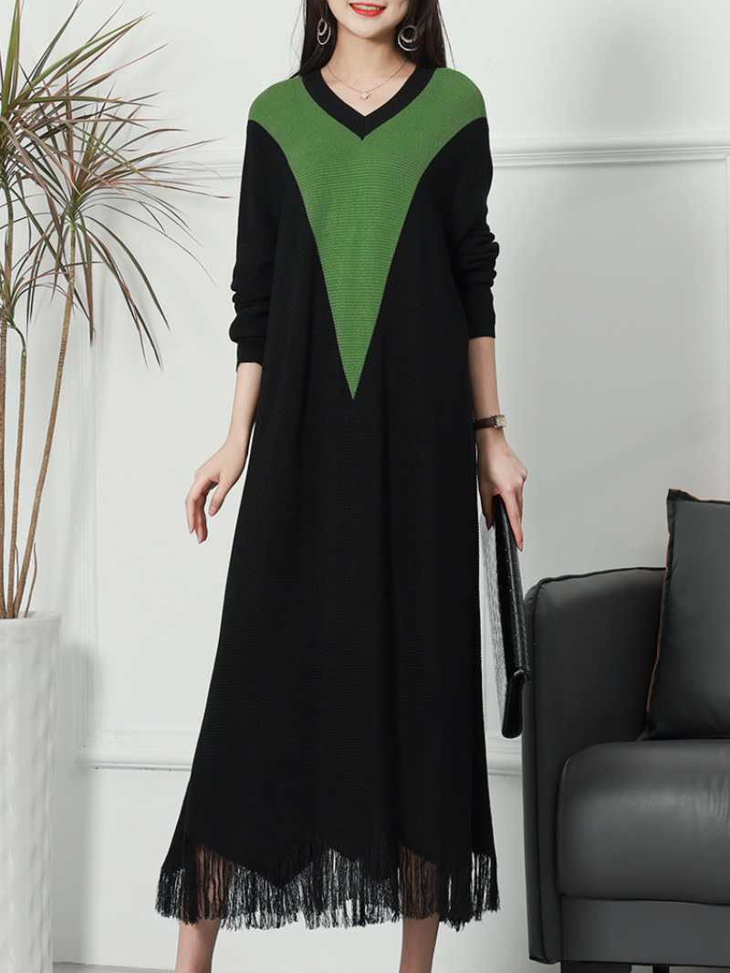 Knitted V-Neck Long Sleeve Tassel Hem A-Line Midi Dress